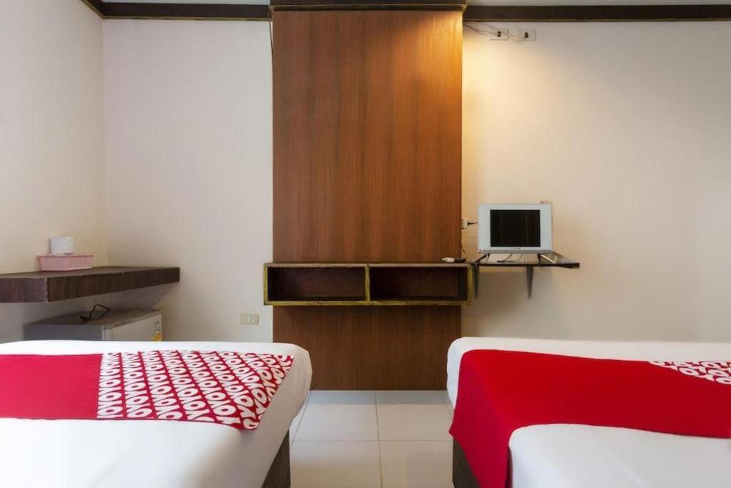 Oyo 75356 Thipsiri Lodge Τσιάνγκ Μάι Εξωτερικό φωτογραφία